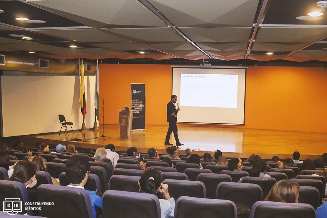 Algunas fotos del curso preparación intensiva para las personas inscritas a la convocatoria pública 429 de 2016 - Antioquia.