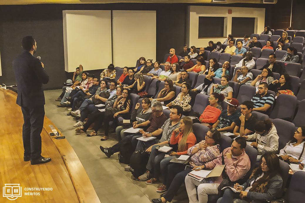 Algunas fotos del curso preparación intensiva para las personas inscritas a la convocatoria pública 429 de 2016 - Antioquia.